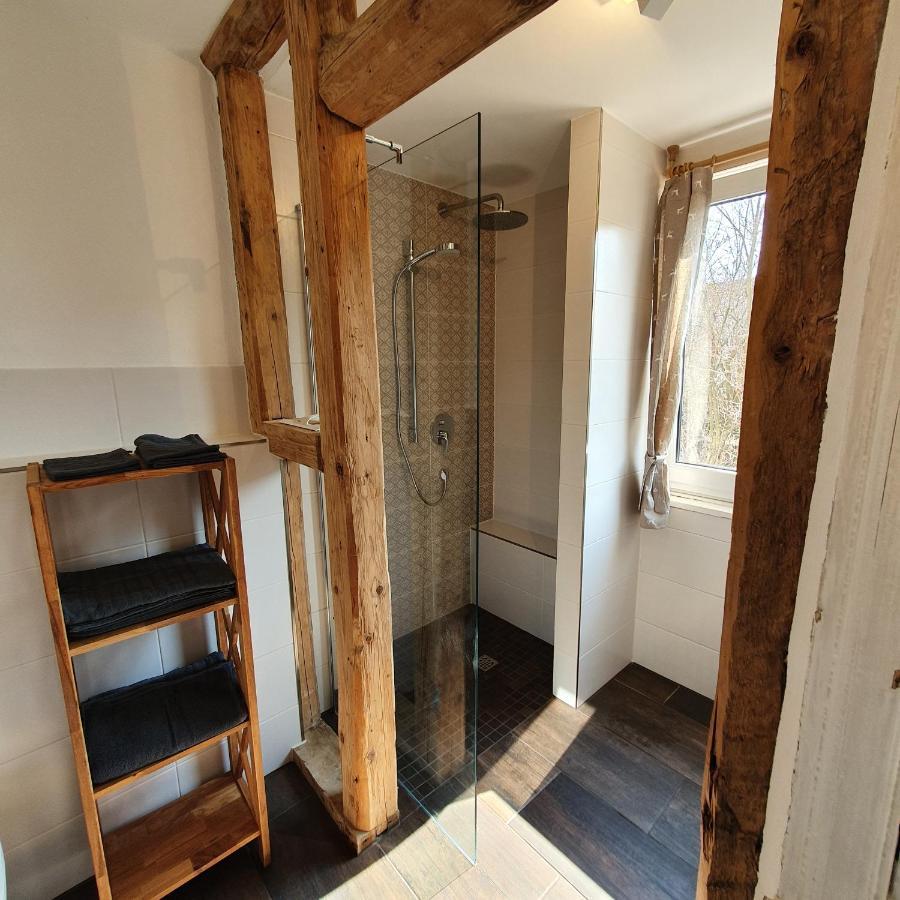 Alte Backstube - Ferienwohnung Huettenstube Und Ferienzimmer Auszeit Erkenbrechtsweiler エクステリア 写真